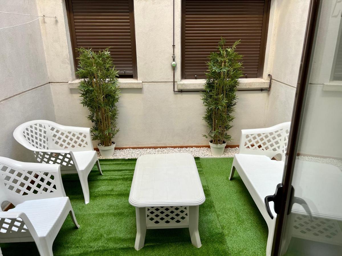 Apartamento Eucalipto Sotillo de la Adrada Exterior foto